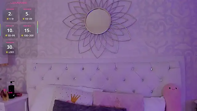 Snapshot of Cassie66_ chatting on 09.10.25 Cassie66 online show from 09.10.25