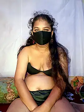 LushVamp online show from 12.19.25