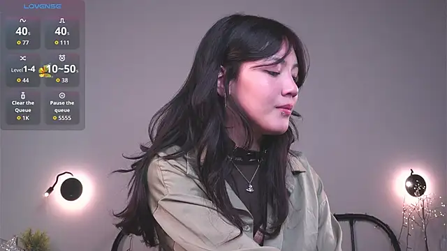 MoiraEger online show from 02.21.26