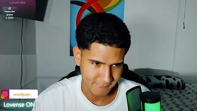 Snapshot of juanacock_1 chatting on 10.25.25 juanacock 1 online show from 10.25.25