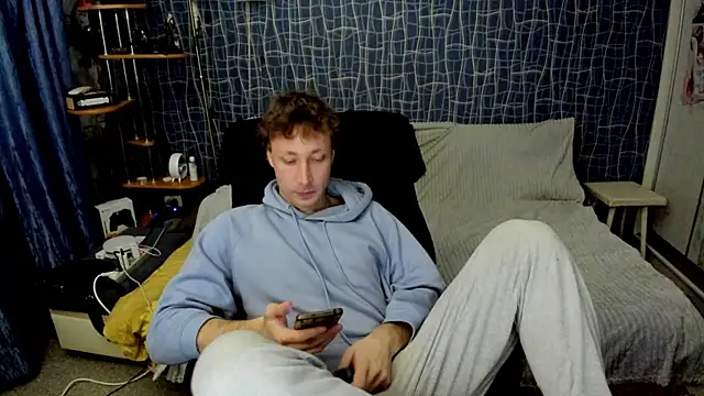 CuteBoy228 online show from 05.15.26