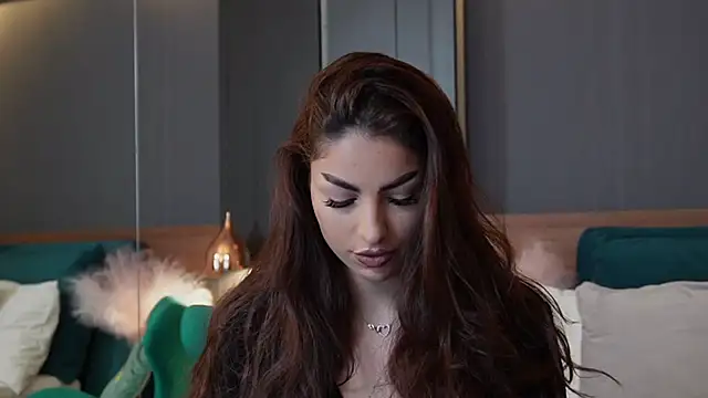 EmilyTrix online show from 10.03.25