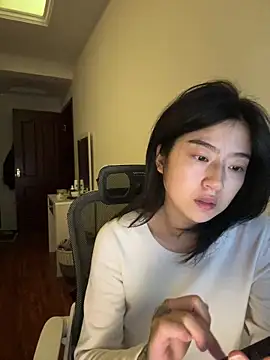 Olivia-l online show from 12.01.25