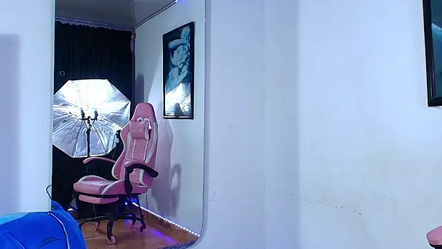 GraceWallace  online show from 03.08.26