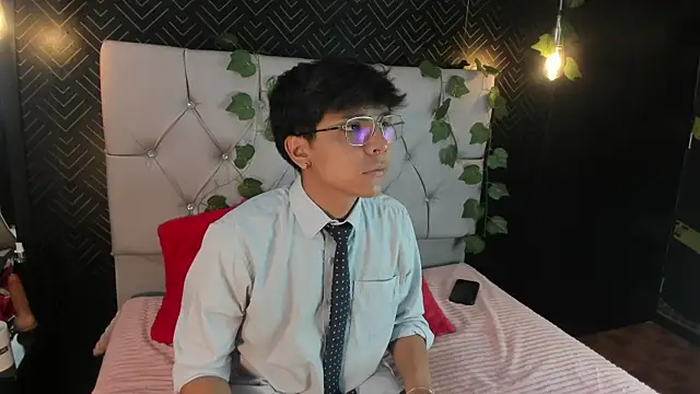 Thiago Kozak online show from 10.13.25