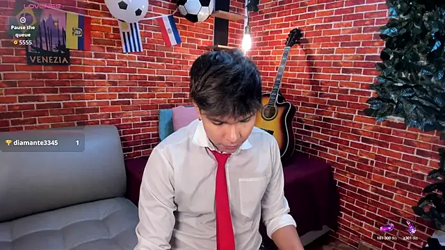 Snapshot of Thiago_Kozak chatting on 06.23.26 Thiago Kozak online show from 06.23.26