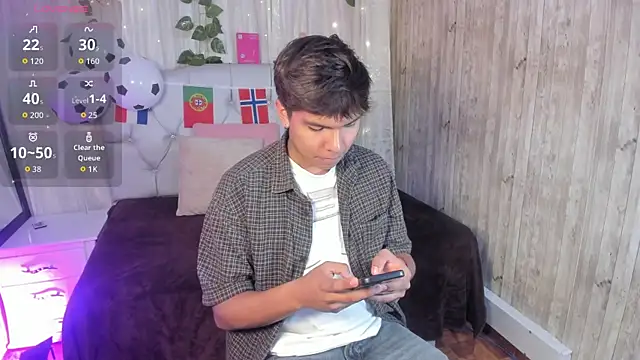 Snapshot of Thiago_Kozak chatting on 07.02.26 Thiago Kozak online show from 07.02.26