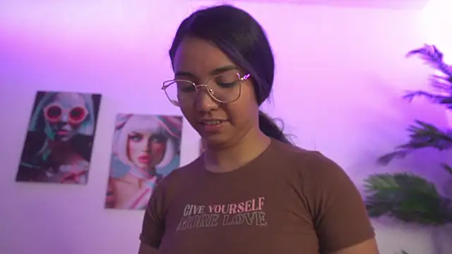 pocahotass 11 online show from 09.11.25