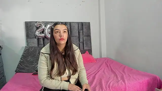 Esmeraldaa- online show from 03.21.26