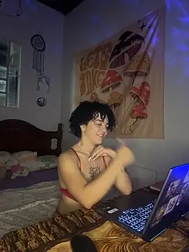 Snapshot of CamillyBlum chatting on 12.03.25 CamillyBlum online show from 12.03.25