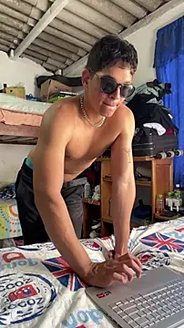 RobinLenoxx online show from 03.22.26