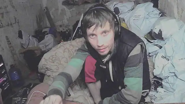 Snapshot of makarov1993 chatting on 02.24.26 makarov1993 online show from 02.24.26