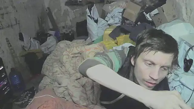 Snapshot of makarov1993 chatting on 02.24.26 makarov1993 online show from 02.24.26