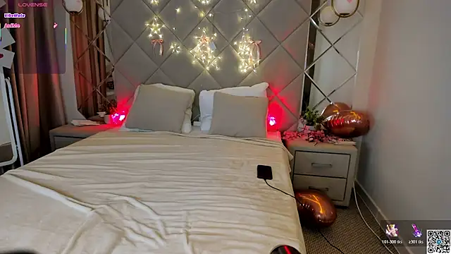 Chloee White online show from 03.06.26