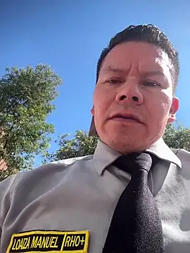 Manu0586 online show from 04.12.26