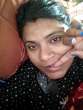 Snapshot of couple_71 chatting on 02.16.26 couple 71 online show from 02.16.26