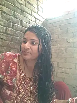Snapshot of couple_71 chatting on 03.22.26 couple 71 online show from 03.22.26