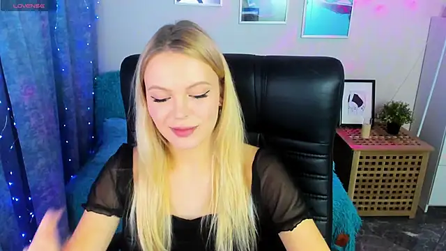 KatherineePierce online show from 10.18.25