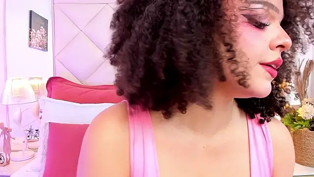 Snapshot of LilBoonew chatting on 10.14.25 LilBoonew online show from 10.14.25