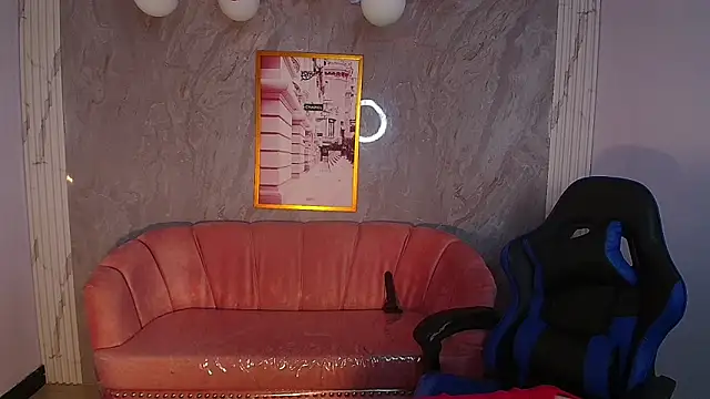 Snapshot of mady0619_ch chatting on 10.01.25 mady0619 ch online show from 10.01.25