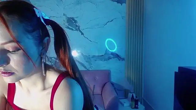 Snapshot of mady0619_ch chatting on 10.07.25 mady0619 ch online show from 10.07.25