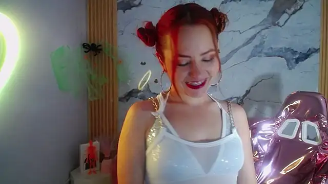 Snapshot of mady0619_ch chatting on 10.14.25 mady0619 ch online show from 10.14.25