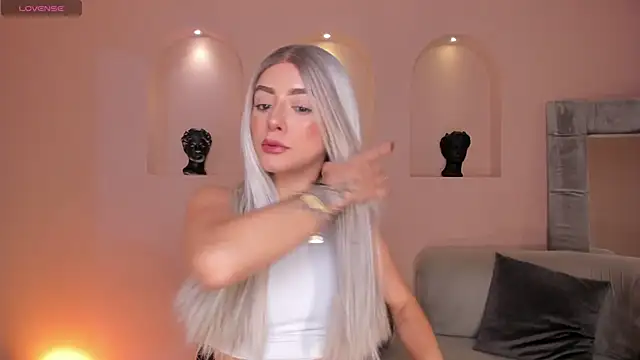 IsabellaMoreau online show from 02.26.26