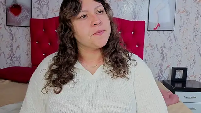 Larissa Antonella online show from 12.23.25