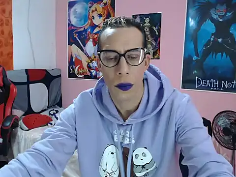 Snapshot of afrodit_25 chatting on 09.21.25 afrodit 25 online show from 09.21.25