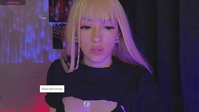 Snapshot of Moonlightt_21 chatting on 04.11.26 Moonlightt 21 online show from 04.11.26