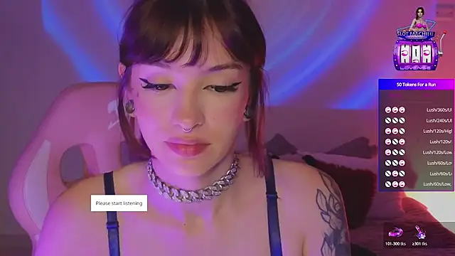 Snapshot of Moonlightt_21 chatting on 05.17.26 Moonlightt 21 online show from 05.17.26