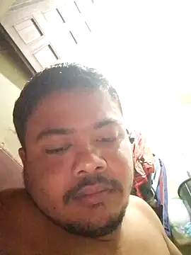 CatchingBouquet online show from 10.05.25