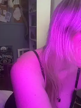 Snapshot of Granlady7 chatting on 12.19.25 Granlady7 online show from 12.19.25