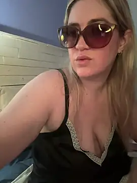 Granlady7 online show from 03.28.26