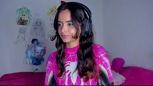 Snapshot of Maki_sins chatting on 02.04.26 Maki sins online show from 02.04.26