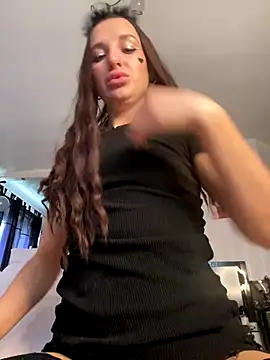 Snapshot of Abidel1 chatting on 10.31.25 Abidel1 online show from 10.31.25