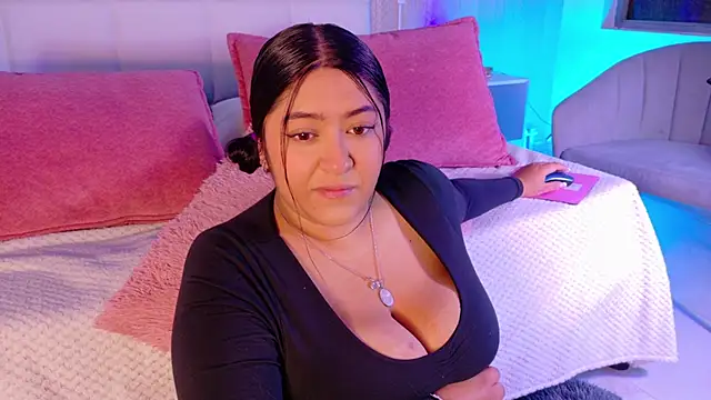 Leah Bensson online show from 09.10.25