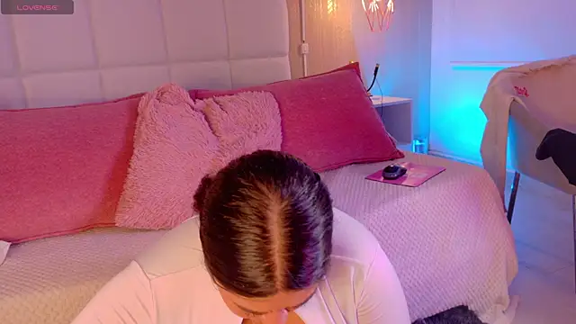 Leah Bensson online show from 10.10.25