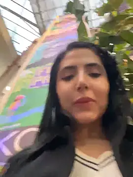 oh nina online show from 10.04.25