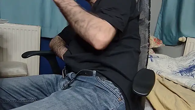 Snapshot of flydirty chatting on 05.06.26 flydirty online show from 05.06.26