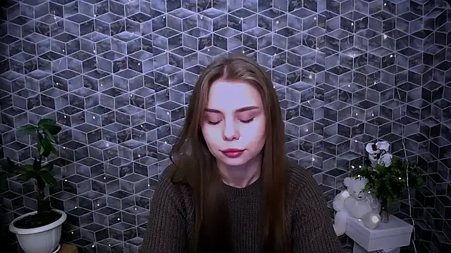 Snapshot of OceanicDawn chatting on 11.22.25 OceanicDawn online show from 11.22.25