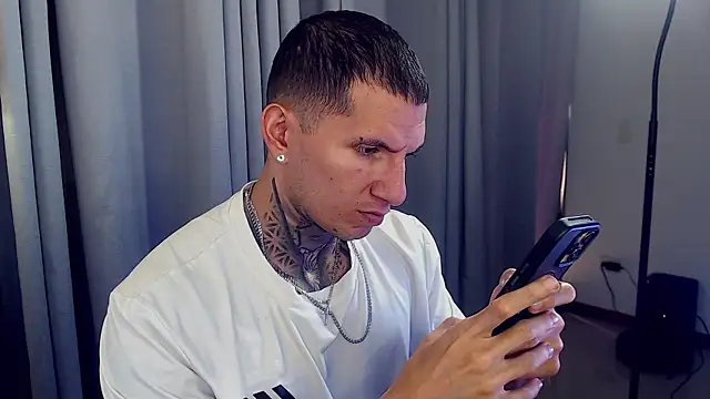 Shane Clay online show from 10.10.25