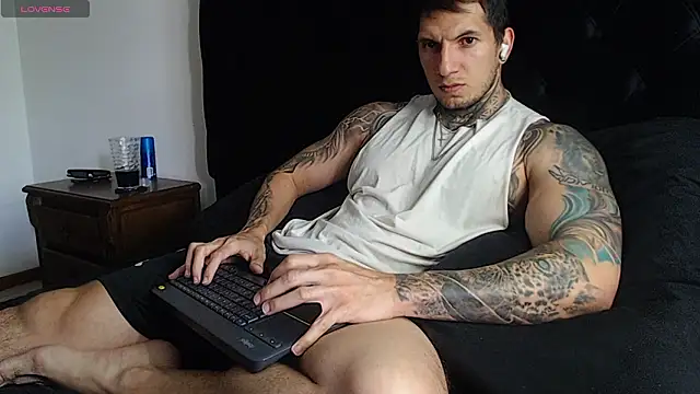 Shane Clay online show from 02.05.26