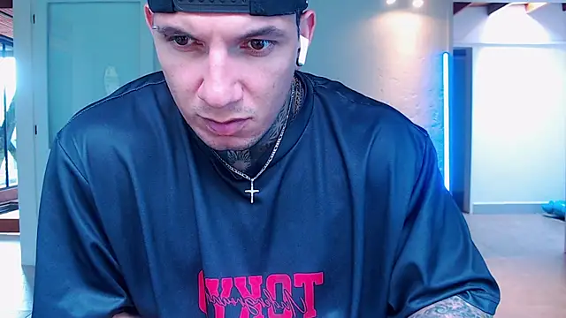 Snapshot of Shane_Clay chatting on 05.16.26 Shane Clay online show from 05.16.26