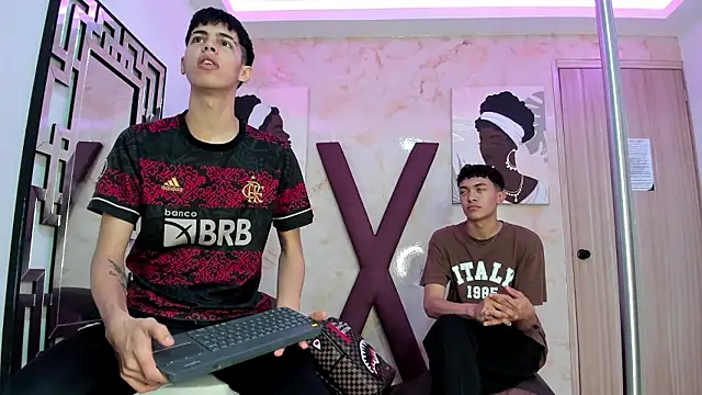 TWINKS FRIENDS online show from 02.02.26