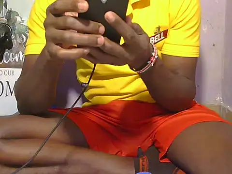 Snapshot of AfricanDickza chatting on 09.17.25 AfricanDickza online show from 09.17.25