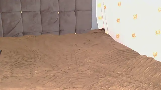 Snapshot of AfricanDickza chatting on 10.14.25 AfricanDickza online show from 10.14.25