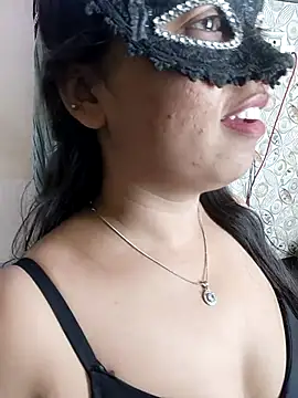 Iampriyaaa15 online show from 11.14.25