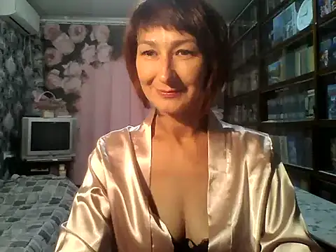 Snapshot of Pline1 chatting on 09.27.25 Pline1 online show from 09.27.25