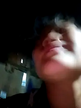 Snapshot of memeto_sexy chatting on 12.05.25 memeto sexy online show from 12.05.25